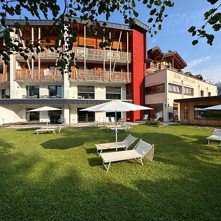 Hotel Miravalle Soraga Exteriör bild